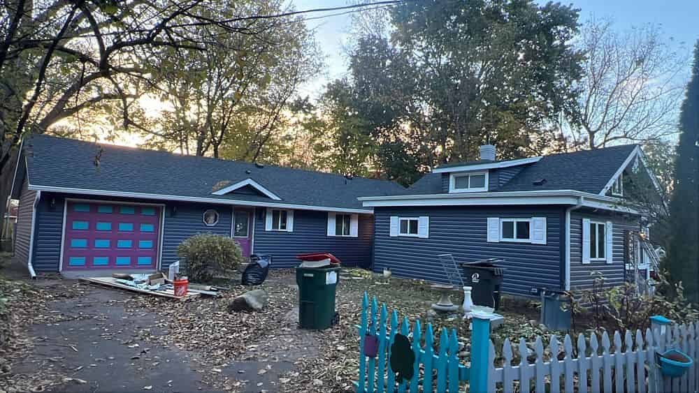 Roof Installation & Repair image